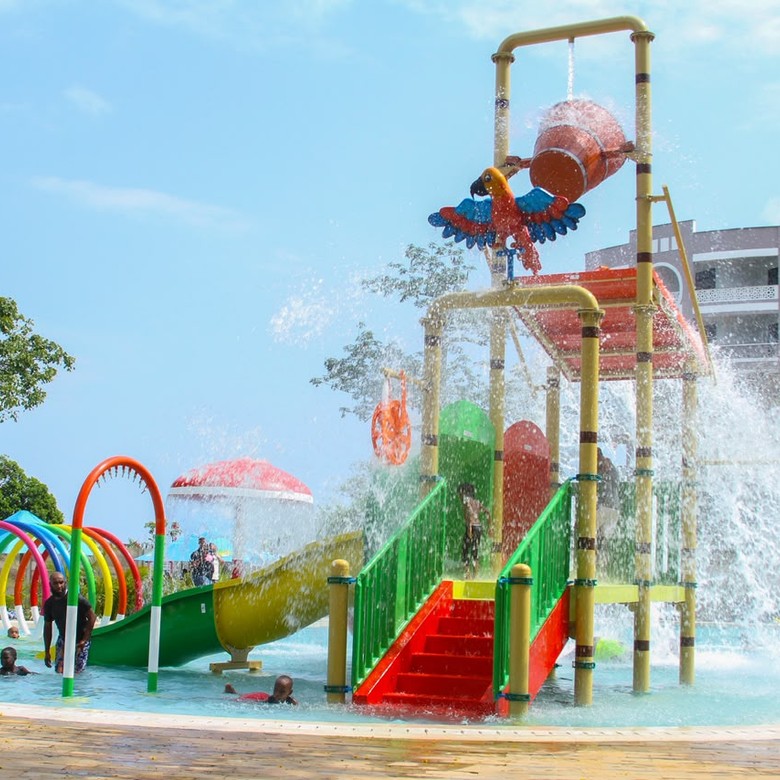 Splash Park & Water Slides